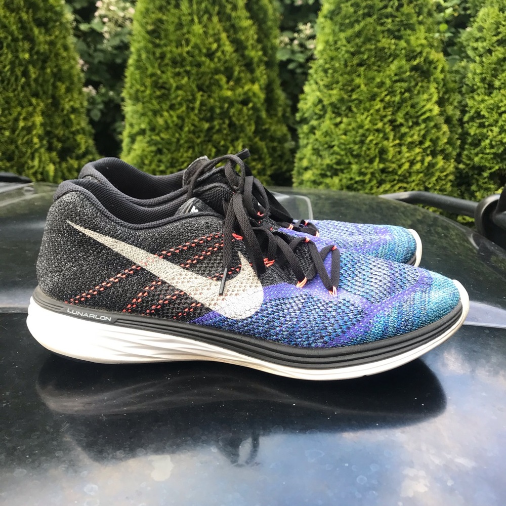 Nike flyknit size 14